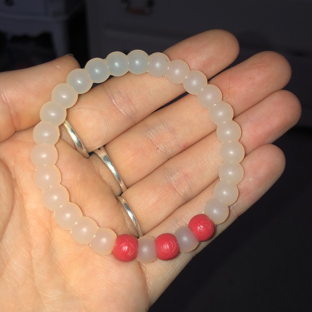 Size medium balance bracelet